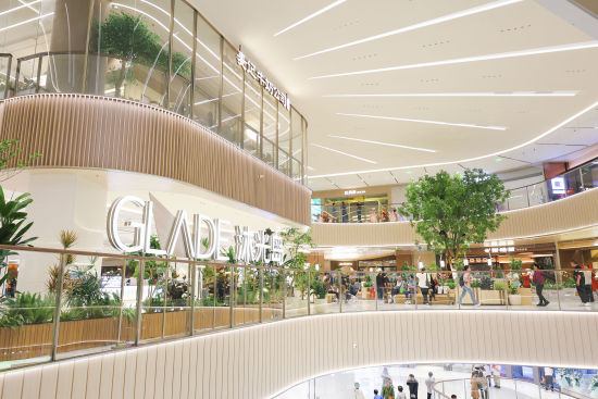 跨层式“沐光岛”。 跨层式“沐光岛”。