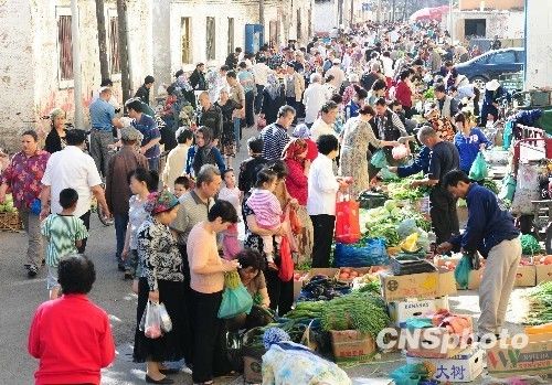 乌鲁木齐汉族人口下降_乌鲁木齐汉族街拍