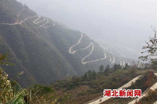 湖北新闻网+新农村+秭归天路成农民致富路