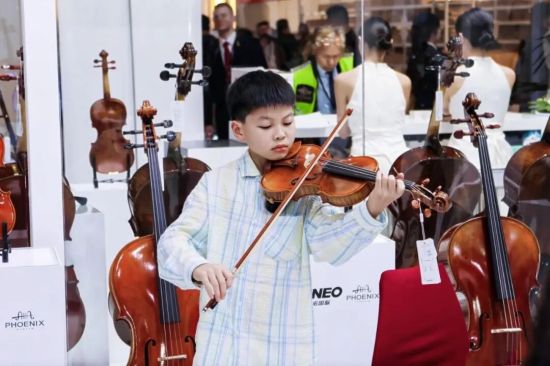 �Ϻ�����չ�����ϣ���ͼƬ���ܷ����ṩ��